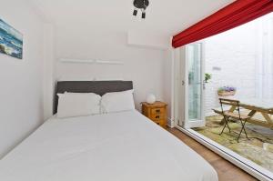 Charming 2-Bed Apt, Pimlico