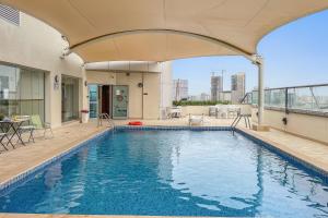 1BR flat close to famous The Els Club golf course