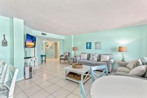 Ocean Front Penthouse with Incredible Views! Sunglow Resort 1003 by Brightwild