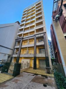 LiVEMAX Claudia Akasakamitsuke