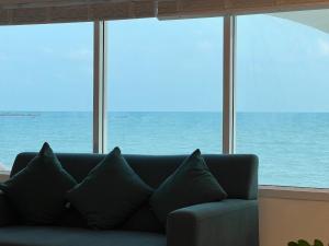 Gao Check in Phala Beach Front