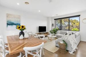 Sands Coastal Villa Close to Pool, Beach and Golf