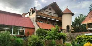 Pension Göppner - 米内尔斯塔特