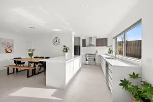 All Day Sunshine and Relaxation -Pet friendly - Mount Duneed