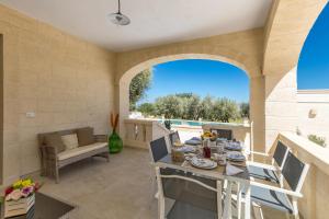 Trulli Ulivo di Puglia by BarbarHouse