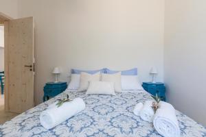 Trulli Ulivo di Puglia by BarbarHouse