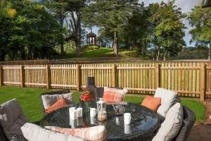 Dryburgh Steading Four - Smailholm