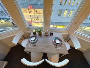 Central Collins Residence atCity