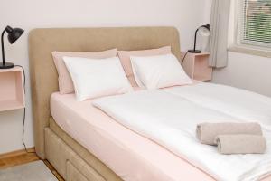 WAREHOUSE 33 - Apartments with car park - Flexible check in