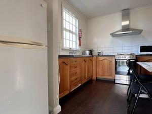 Hobart City Oasis with 3 beds