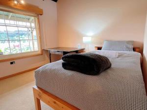 Stunning Water front view House at Kettering