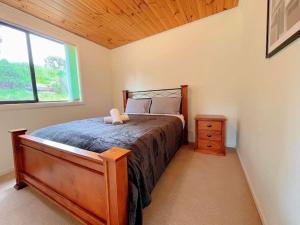 Stunning Water front view House at Kettering