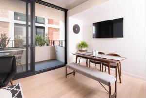 Modern Apartment In Flawless Fitzroy+Carpark