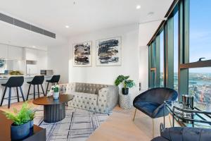 Southbank Luxury Millennial 2bdm Apt in the Clouds