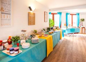 Hotels Hotel Atlantide : photos des chambres