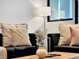 Prime 1BR Apt in Williams Landing w parking