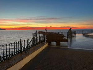 Nuevo apartamento Nerja con Parking y a 300 metros playa