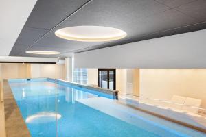 Cozy Nest in Prime Hawthorn w parking & pool