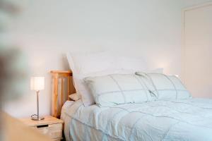 Coastal Rosebud Family Home - Steps from the Beach