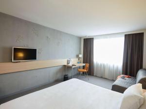 Hotels Mercure Valenciennes Centre : Chambre Standard avec 1 Lit Double et 1 Canapé-Lit 1 Place