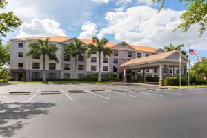 La Quinta by Wyndham Bonita Springs Naples North