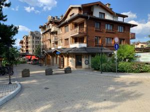 Pirin Golf private studio