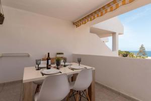 Paloma Beach 10 - One Bed with sea view and wifi internet