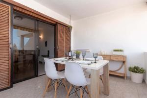 Paloma Beach 10 - One Bed with sea view and wifi internet