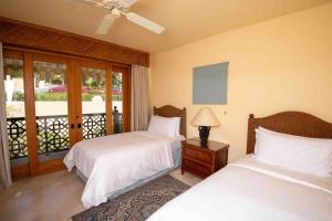 Beautiful villa at Four Seasons