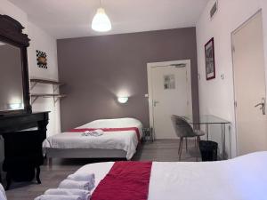 Hotels Hotel Central : Chambre Familiale