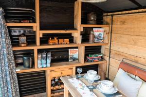 Swallowfield Glamping-Station Master