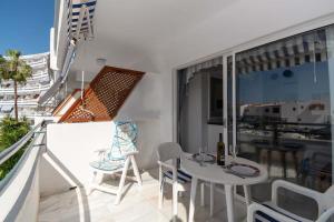 Club Atlantis 120 - Studio with sea and pool view