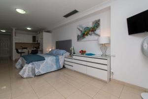 Club Atlantis 141 - Studio