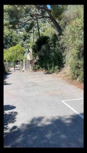 Maisons de vacances 10 min de Monaco petite maison avec jardin vue mer et rocher de Monaco : photos des chambres