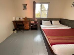 Baan Klang Vieng Hostel