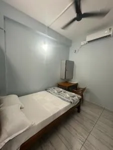 Thaliath Inn Varapuzha - Narakal