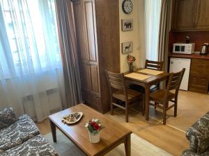 Studio 5 in Pirin Golf