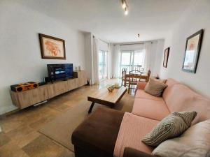 Seaview Puerta del Mar first line beach