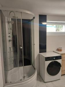 Apartament z Jacuzzi Rotembark