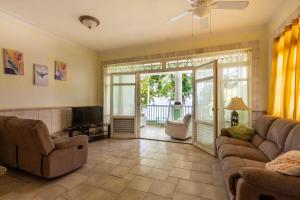 "Las Galerias" - Beach Front - A Gem!