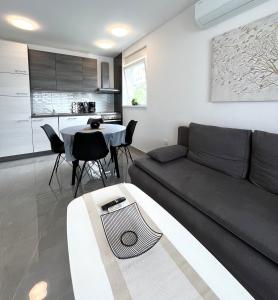 NEW! Coral city Luxury terace apartements with pool