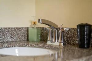 2 Bedroom Haven at Stonebrooks