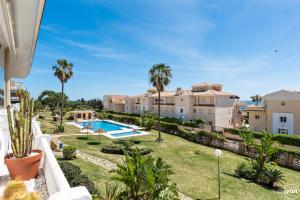 ViVi Homes - Rome Pool, Garden, Golf & Beach