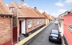 1 Bedroom Cozy Home In Rønne - 阿纳格