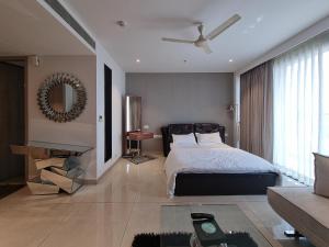 Luxury Studios Key 1