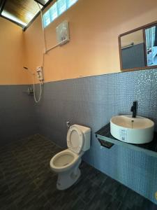 Khao Sok Blue Mountain