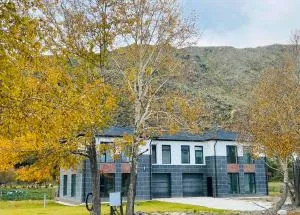 Twinhouse in the Nature of Terelj - Bayan Bulagiin Hural