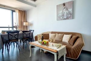 Coastal Oasis - Sea View Porta Batumi 2 bedroom apartment