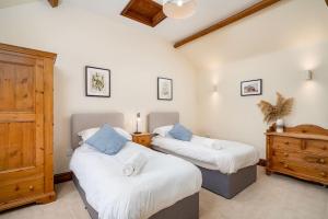 Blacksmiths cottageon a peaceful farm