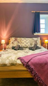 Large Two-Bedroom Cottage room in Kilchrist Castle Cottages